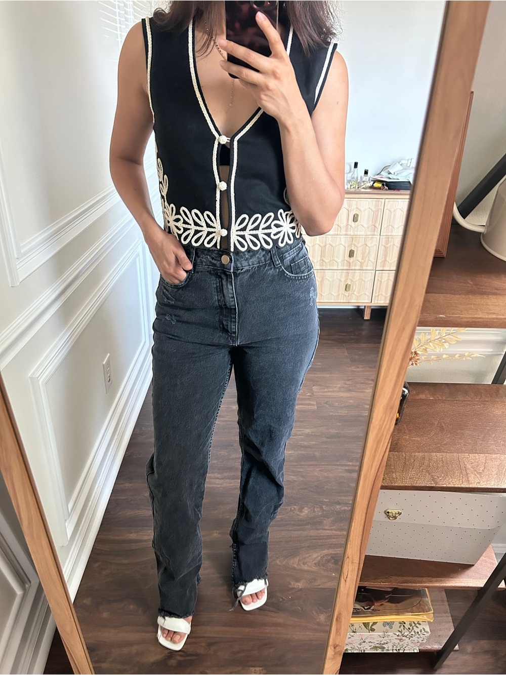 Zara Women's Straight-Leg Jeans in Dark Gray Wash